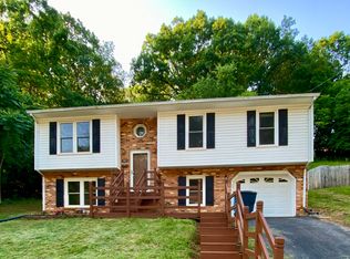 2823 Lansing Dr SW, Roanoke, VA 24015