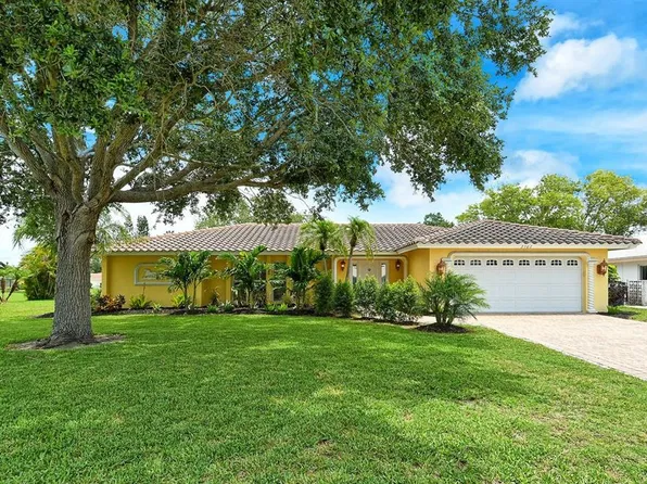 2307 Cass St, Sarasota, FL 34231
