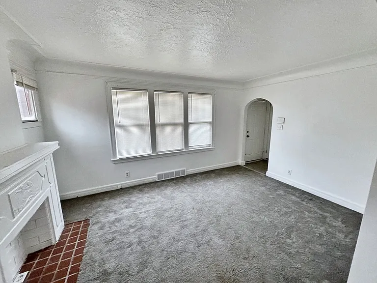 9227 Grayton St — Photo 3