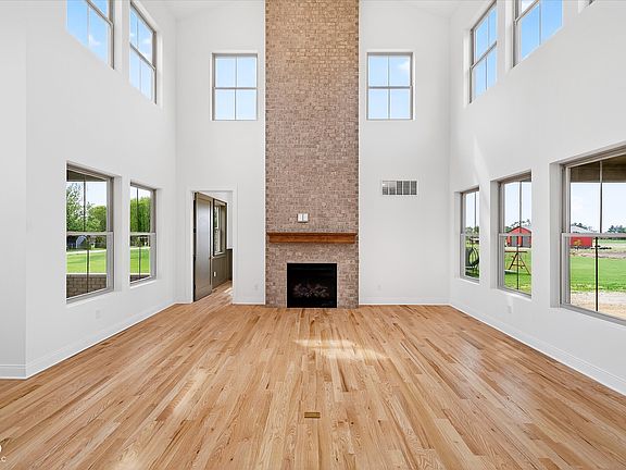 4th image of 8620 Hutchinson Farms Ln