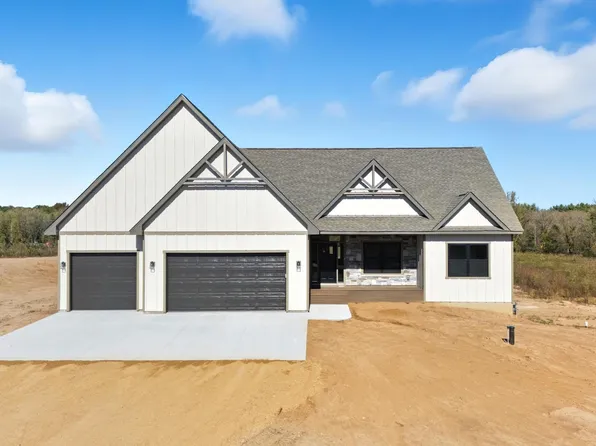 296 Valley Estates Ct, Hudson, WI 54016