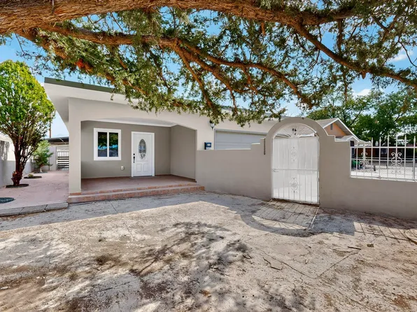 228 Garcia St NE, Albuquerque, NM 87123