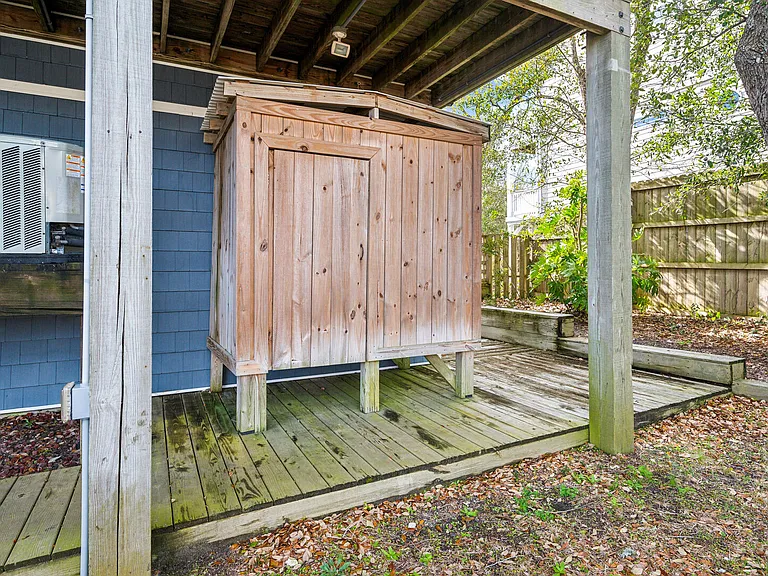 S Oak Dr — Photo 27