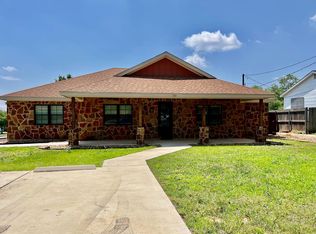 113 E Highway St, Fredericksburg, TX 78624