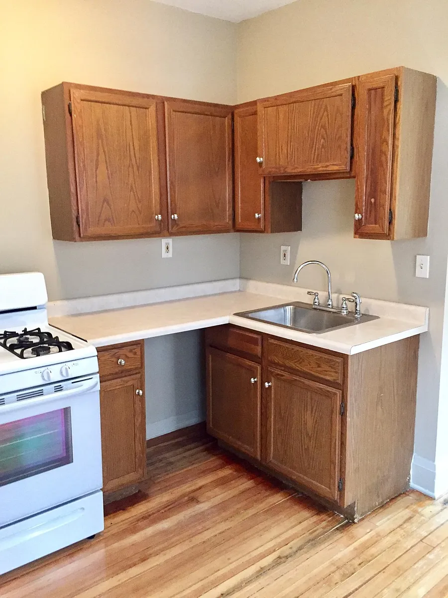 Building Photo - 826 Elmwood Ave #3