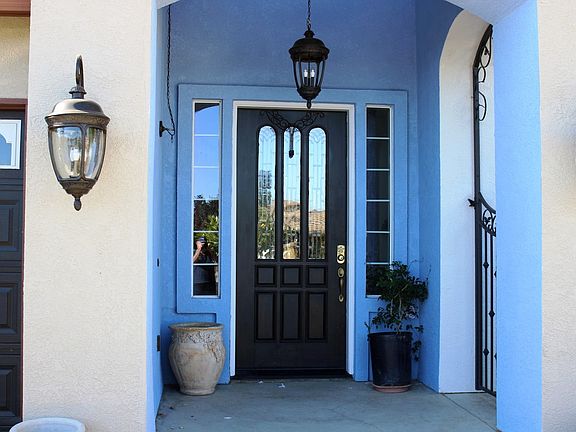 2nd image of 938 Vista Ln