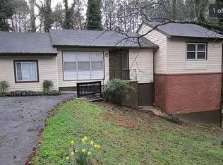 5075 Fairmont Rd SE, Smyrna, GA 30082