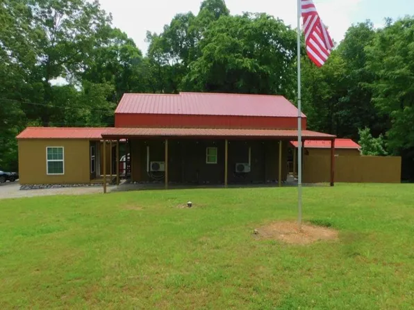 22 Daniels Dr, Gilbertsville, KY 42044