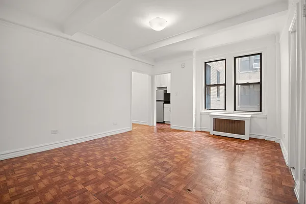 Rented by Cooper & Cooper Real Estate | media 14