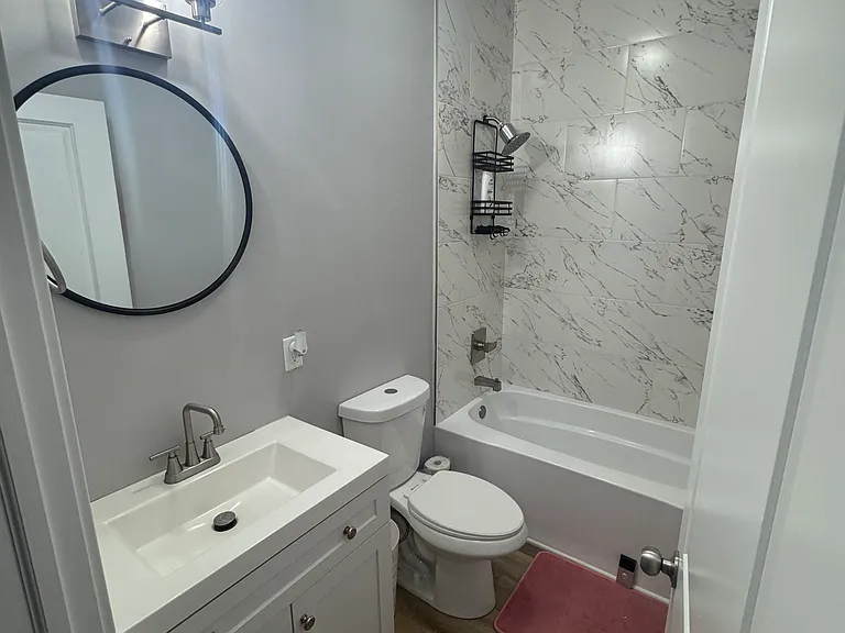 2019 E Maryland St #A — Photo 7