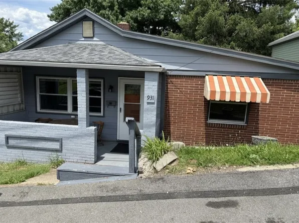 931 Hilltop St, Homestead, PA 15120