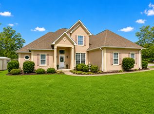 101 Golden Pond Blvd, Bonaire, GA 31005