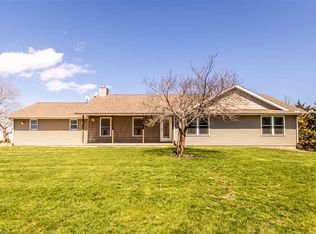 1648 County Road 600 N, Congerville, IL 61729