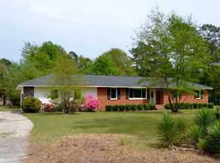 3185 Segars Cir, Dalzell, SC 29040