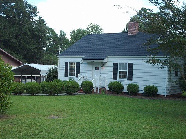 2nd image of 628 Lawson Dr