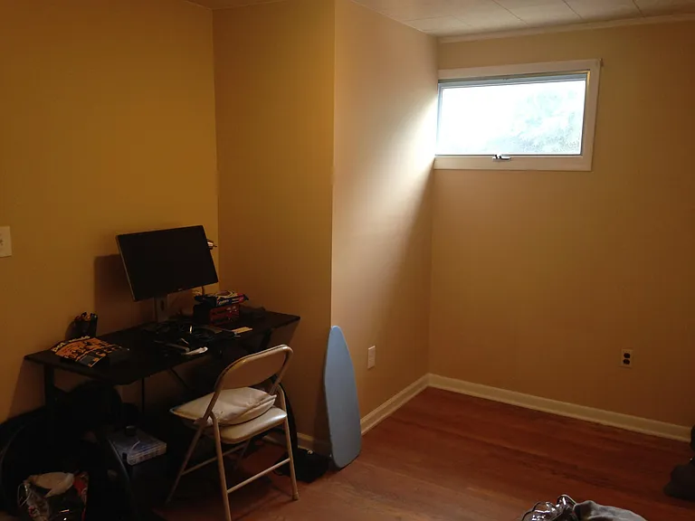 220 University Blvd — Photo 17