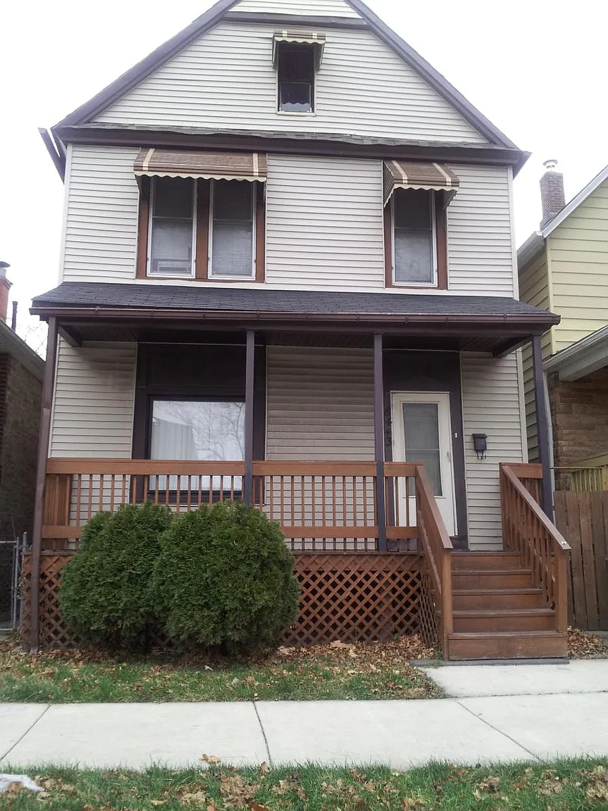 8443 S Peoria St photo 1