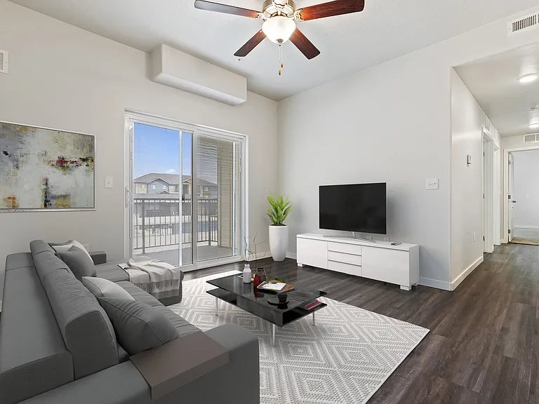 Pennwood Apartments — Photo 12