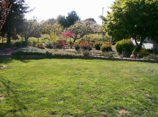 6903 Baker Ln, Sebastopol, CA 95472