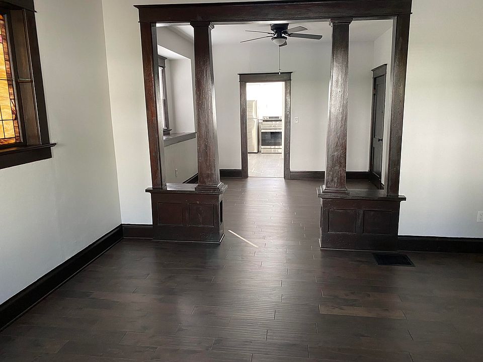2nd image of 303 N 4th St