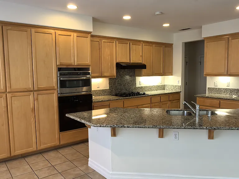2647 Presidio Dr — Photo 9