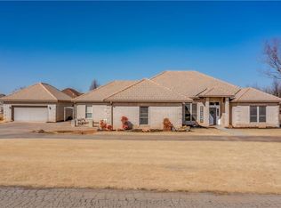 3801 Darril Rd, Edmond, OK 73003