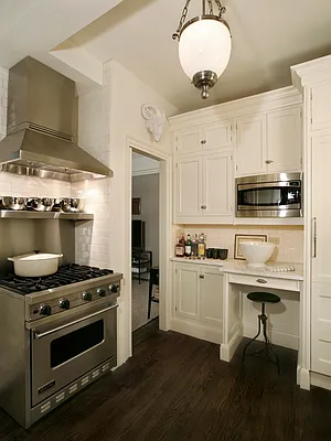 Sold by Sotheby's International Realty | media 26