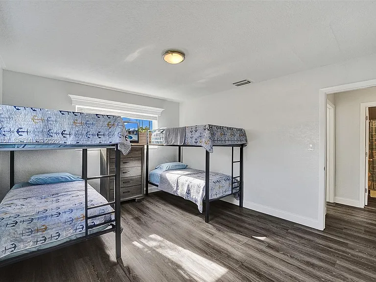 3730 SW 47th Ct — Photo 23