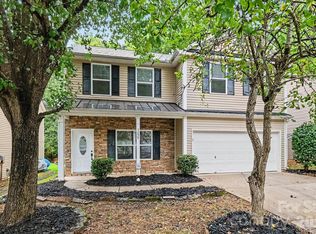 3229 Kayla Ln, Charlotte, NC 28215
