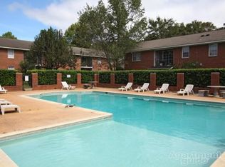 2998 Ross Clark Cir #85128E0F9, Dothan, AL 36301