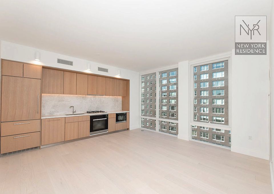 1st image of 501 3rd Ave #15D