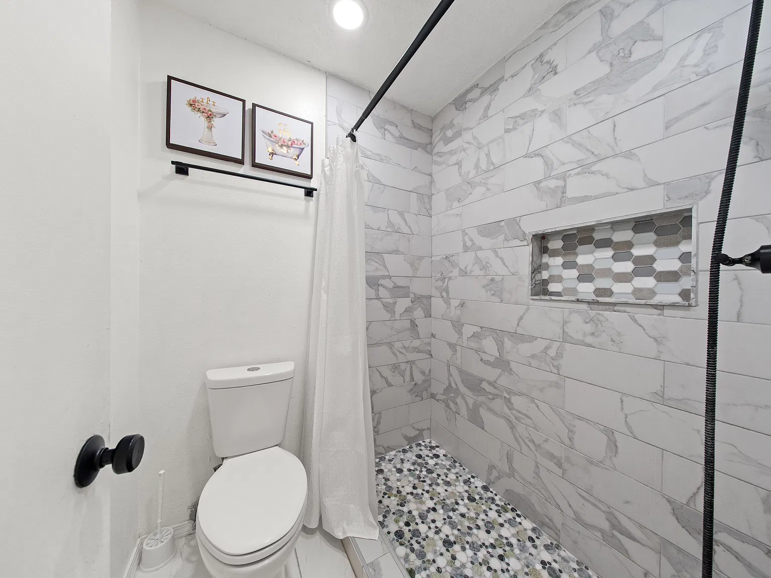 3 bed, 1707 sqft, $3,000 — Photo 4