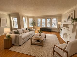 7931 S Manistee Ave APT 2S, Chicago, IL 60617
