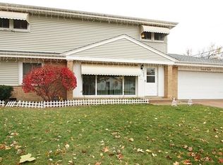 7656 W Monroe St, Niles, IL 60714