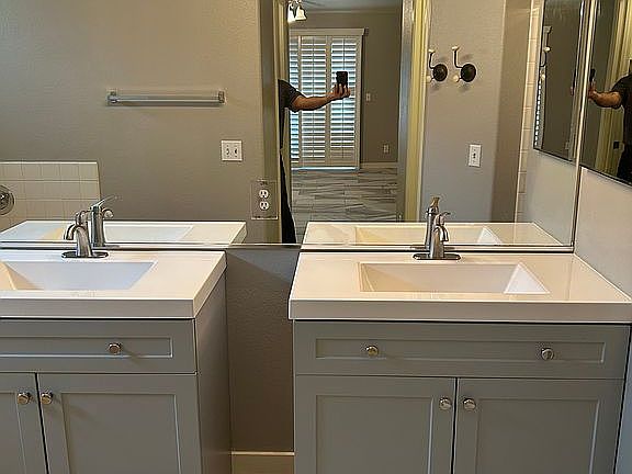2nd image of 4207 Oak Bay Way