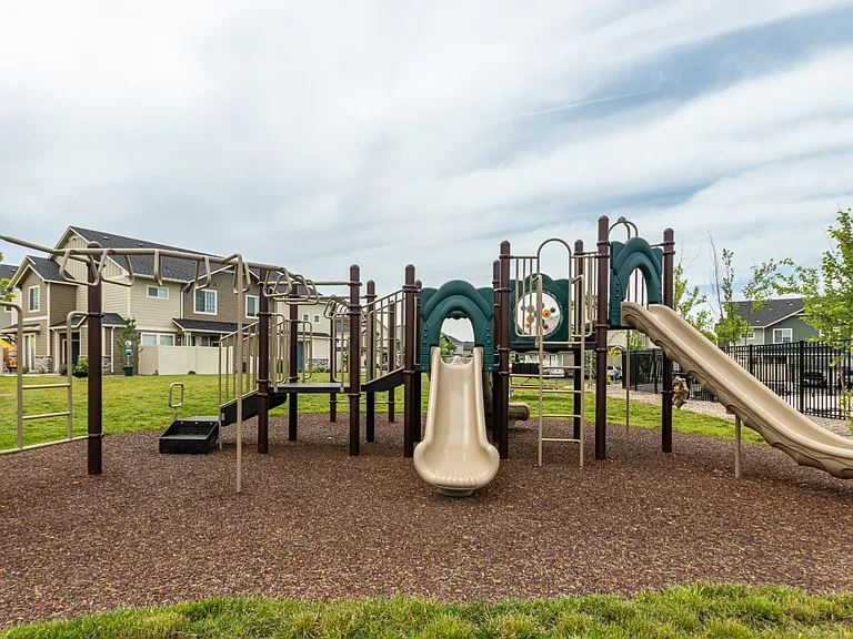 The Enclave Townhomes — Photo 7