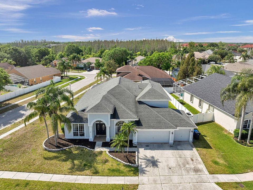 1st image of 10341 Meadow Crossing Dr