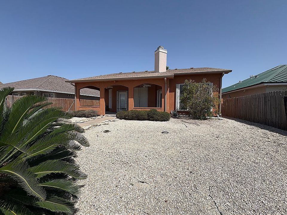 1st image of 14237 Almeria Ave