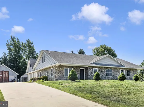 11803 Dorchester Ct, Smithsburg, MD 21783