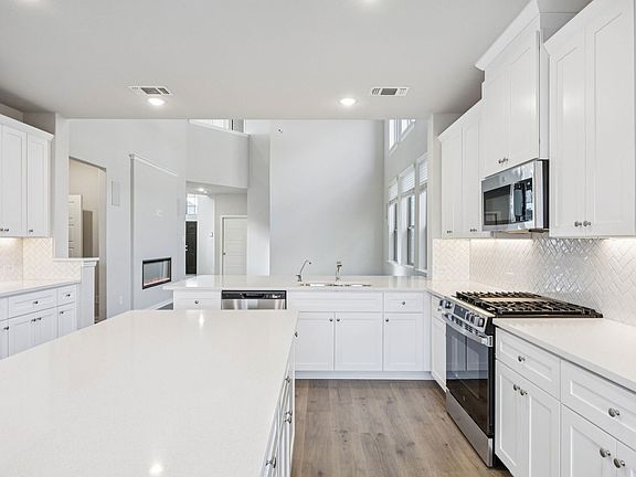 7th image of this home