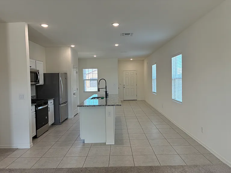 20109 W Palo Verde Dr — Photo 5
