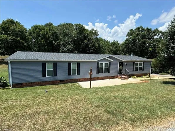 327 E Carter Mill Rd, Elkin, NC 28621