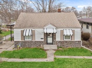 216 Argonne Rd, Warsaw, IN 46580