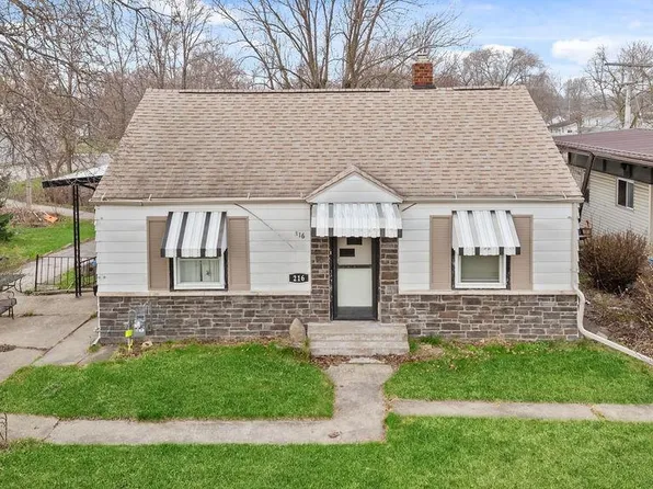 216 Argonne Rd, Warsaw, IN 46580