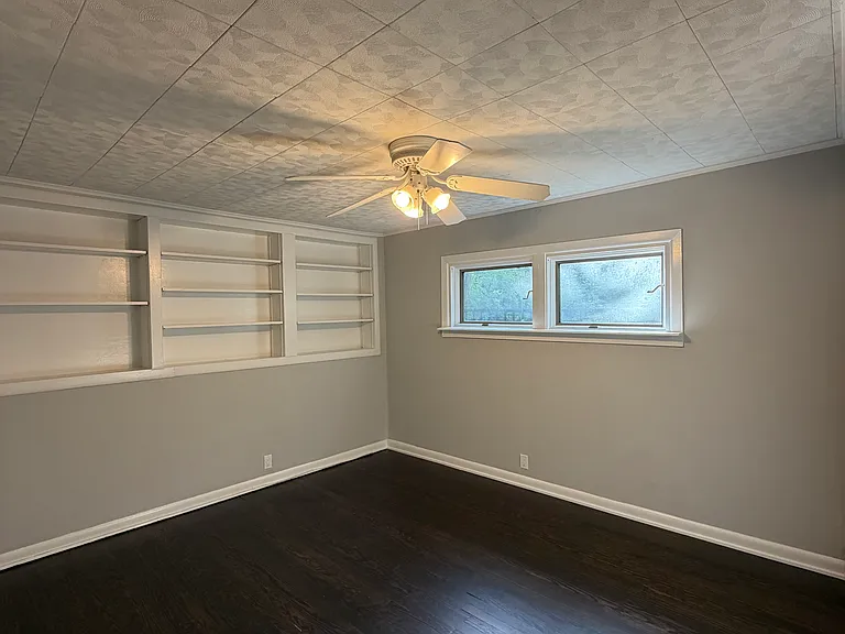 86 Maple St — Photo 5