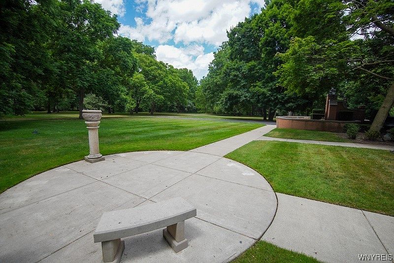 1 Sargent Dr, Lockport, NY 14094 Zillow