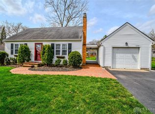 1059 Meadow Dr, Dayton, OH 45434