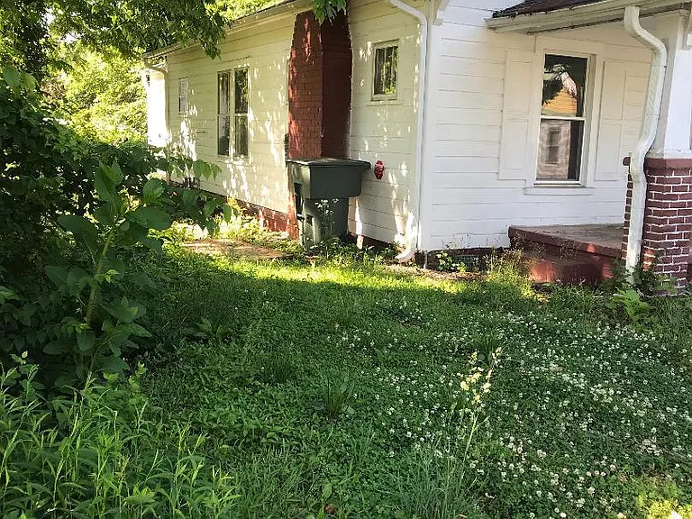 503 Newton Pl — Photo 12