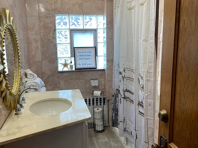3020 Gustav St #1 — Photo 17