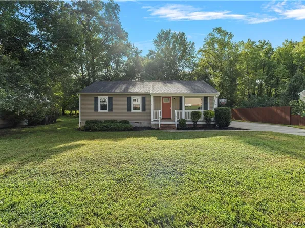 1609 Cobbs Ave, Chester, VA 23836